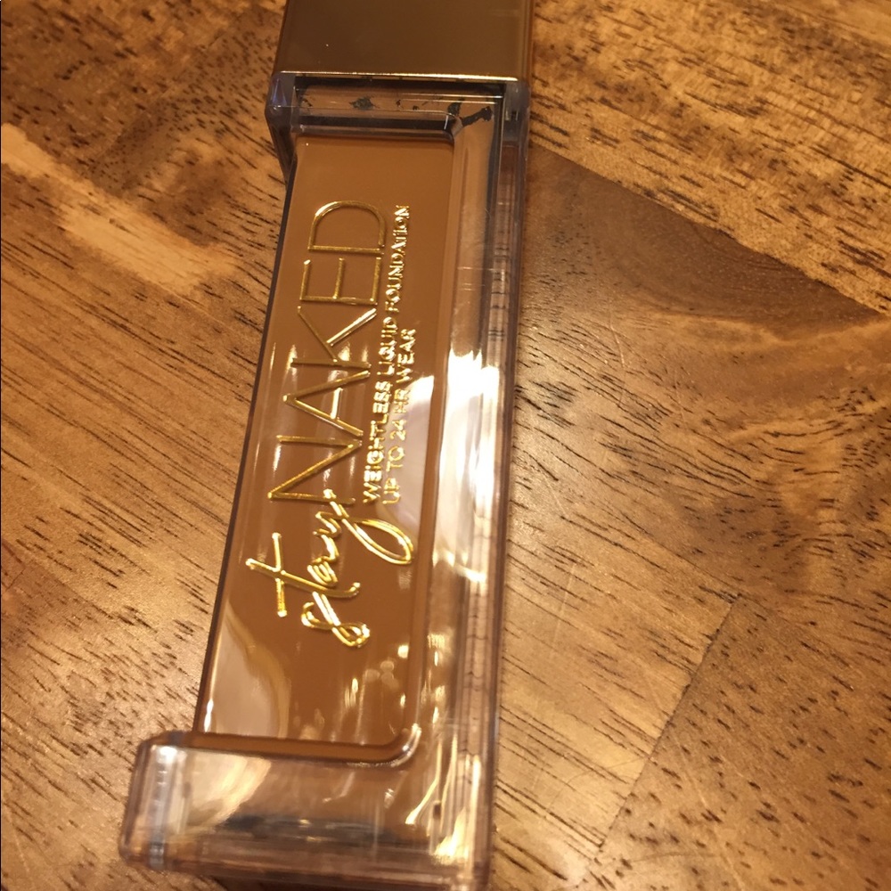 Urban Decay Stay Naked Foundation BRAND NEW 70NN